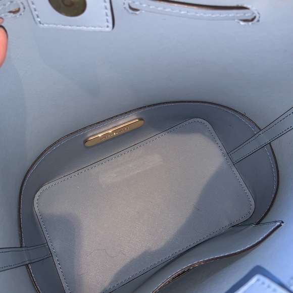 Michael Kors purse - Picture 3 of 5